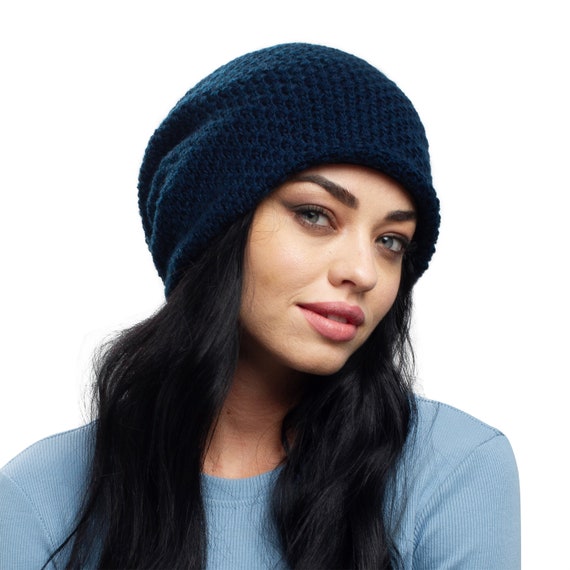 lined slouchy beanie