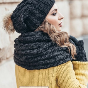 Ensemble bonnet écharpe et gants, ensemble bonnet écharpe, bonnet écharpe mitaines-chapeau écharpe femme-bonnet d'hiver à pompons doublé de polaire mitaines gants écharpe Noir