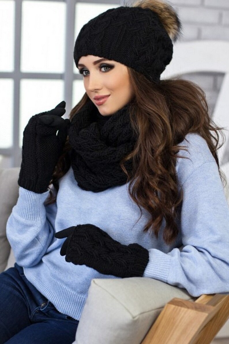 Graue Slouchy Mütze Pelz Bommel Mütze Beanie Grobstrick Mütze mit Fleece Frauen Wintermütze Weihnachtsgeschenk Strickmütze Pelz Bommel Mütze Mütze Schwarz