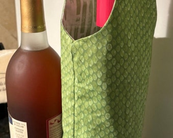 Wine/beverage gift bag, carrier, caddy, tote, or wrap