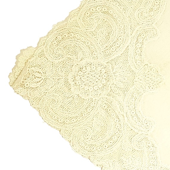 White Lace Edge 10"  Vintage Hankie White Cotton … - image 4