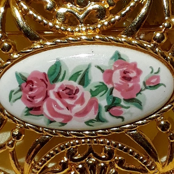 Vintage Avon Rose Porcelain Brooch Goldtone Filig… - image 2