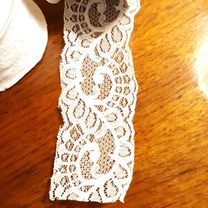 Fita de renda branca plana 4yd parafusos X2 WFR 1 7/8" Suzanne