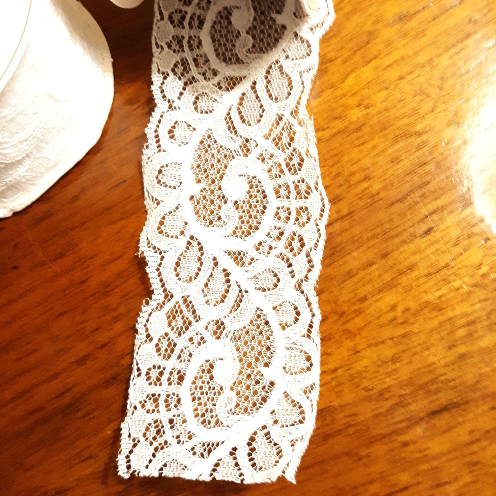 Ruban Dentelle Blanche Festonnée - 4,6 Mètres X 1,3 Cm - Polyester - Pour Couture, Mariage, Emballage Cadeau
