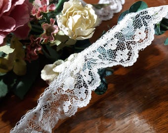 White Ruffle Lace Vintage 1&quot; Polyester Floral Scallop 5 Yards
