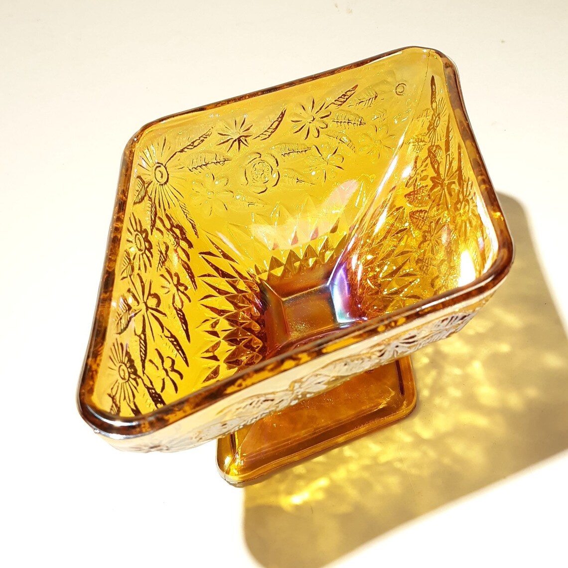 Marigold Carnival Glass Pedestal Bowl Candy Dish Daisy Trapizoid Amber