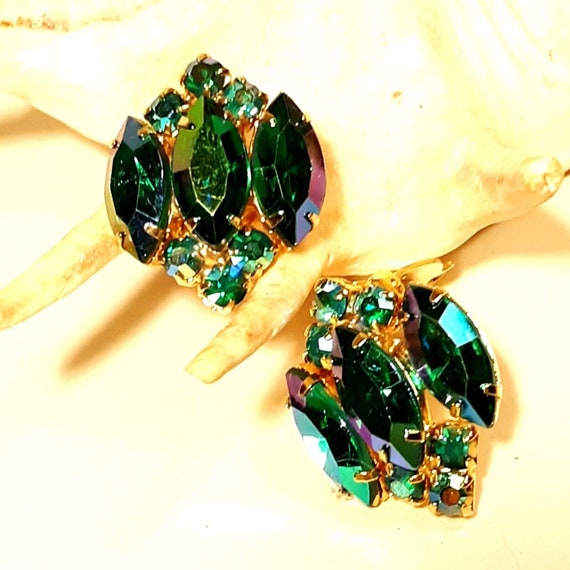 Boucles D'oreilles Clips Vintage Feuillage Or Avec Cristaux Vert Boréalis - Modèle 5160, Occasion Bon état