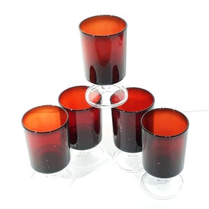 Ruby Red Luminarc Cavalier 5 Gläser 3 Unzen Footed MCM Vintage Cordial / Sherry