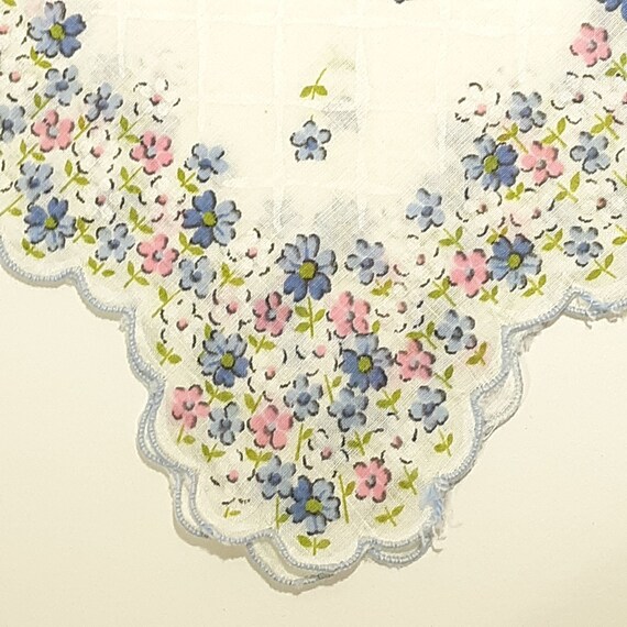 Vintage Blue Scalloped Border Floral Cotton 13"  … - image 2