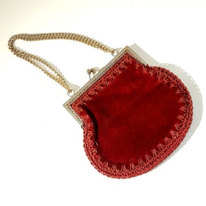 Vintage Velvet Purse Cranberry Italy Gold Chain 8" Kiss Closure