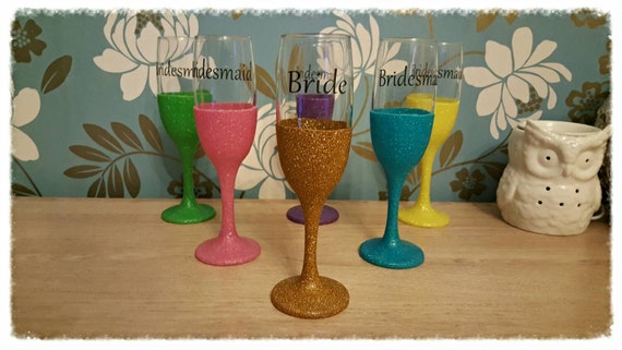 Wedding Glitter glasses personalised text and colour ideal for first toast, Champagne flutes