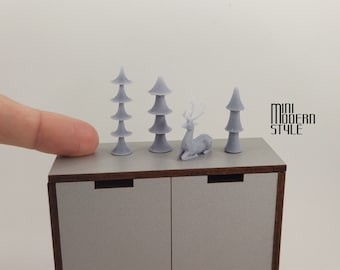 Moose set with colored resin trees in 1:12 scale for dollhouses