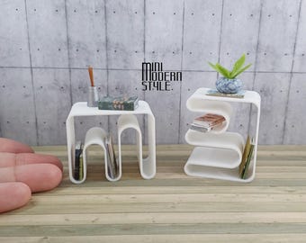Revistero de plástico de colores a escala 1:12 de la serie Felicia para casas de muñecas