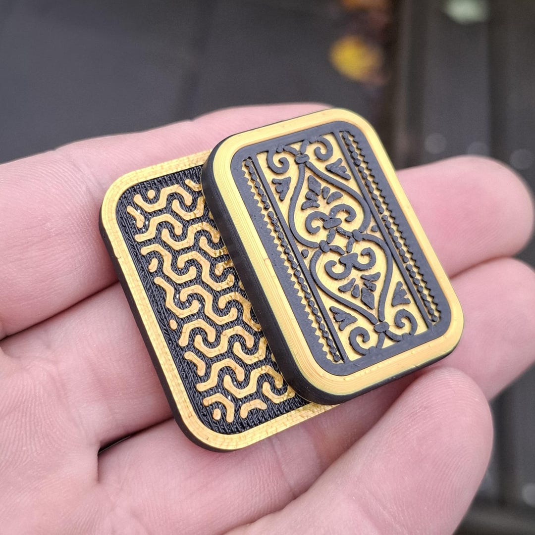 Interlocking Filigree Slider Filigree Fidget Slider in Gold / Black | 2-clicks Crunchy Haptic EDC ...