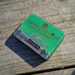 Platine EDC Pocket Stone - IT Support Zitat - Tech-Enthusiasten Taschenkunst - Haptisches Schreibtischspielzeug - Geek Geschenk für Ihn