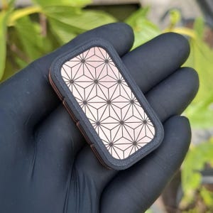 Deslizador antiestrés único con incrustaciones de cobre: acción deslizante crujiente con patrón de estrella japonesa; juguete antiestrés EDC; 3 clics; peso: 55 gramos.