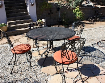 vintage wrought iron patio furniture circa 1950s table 4 chairs leaf patterns mesh table is 42 on diameter with center umbrella hole - Vintage Wrought Iron Patio Furniture vintage wrought iron patio furniture circa 1950s table 4 chairs leaf patterns mesh table is 42 on diameter with center umbrella hole - Vintage Wrought Iron Patio Furniture