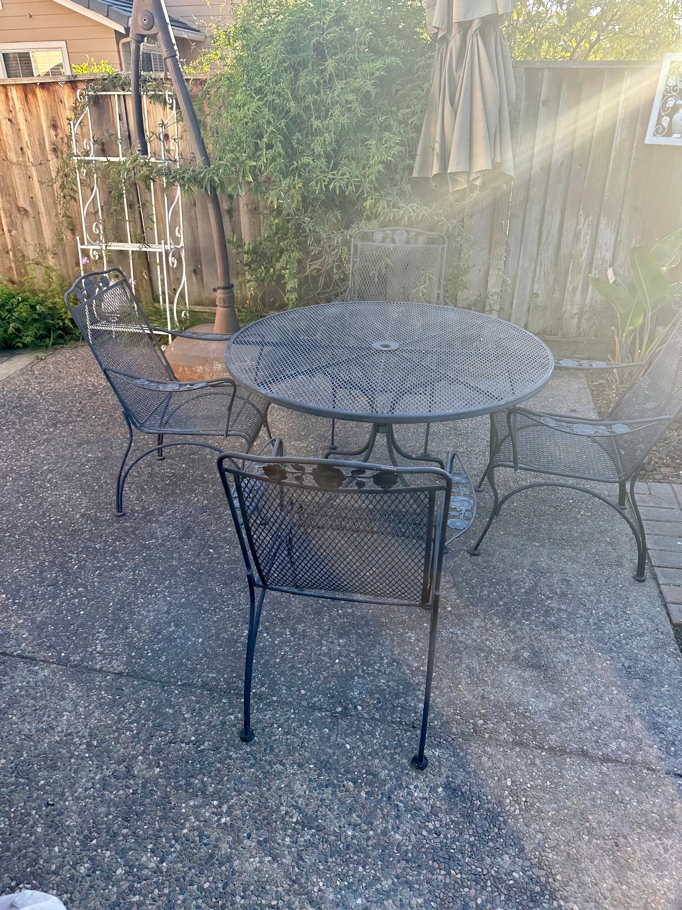 Vintage Patio Set by Russell Woodard, Table and 4 Barrel Armchairs