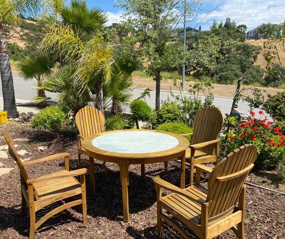 Kingsley Bates Brand Name Patio Set Round Table and with a | Etsy