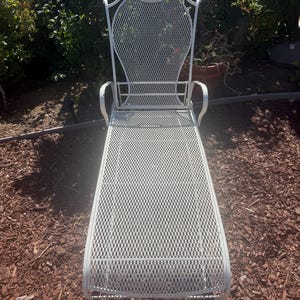 Russell Woodard Vintage Chaise Lounge Chair, Circa 1950’s, Wrought Iron, on wheels, as pictured, original paint, Made in USA,