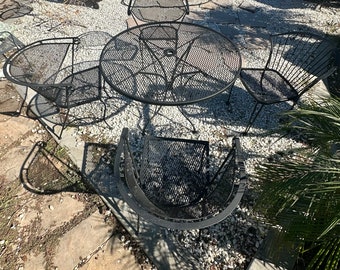 Vintage Russell Woodard patio set, Table + 4 chairs, 1 chair is different from other 3, MCM, Hand Forged, Wrought Iron, Made in USA, 1960’s