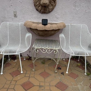 Vintage Mid Century Modern Russell Woodard Sculptura chairs, circa 1950’s, made of Wrought Iron, in great condition, Made in USA, MCM