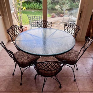 Vintage Woodard “Florentine” Dining Set, Patio Set , 48” Table, 6 Chairs, Rare to Find, Made of Wrought iron, Russell Woodard, Circa 1950’s