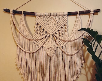 Borde de diamante en capas hecho a mano Macrame pared colgante