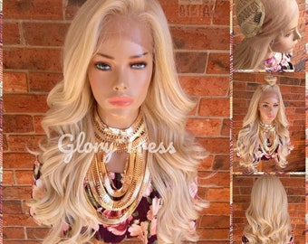 Wavy Platinum Ash Blonde Wig: 24 display picture 3
