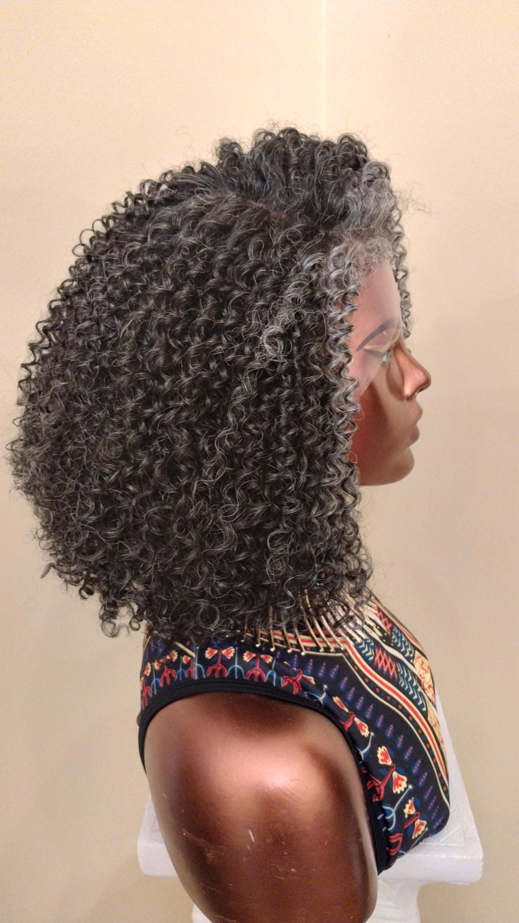 ?Amillie Curly Kinky GREY LACE FRONT Wig *NWT* Essence Wigs Voluminous Gray Storm Curly Lace Front Natural main image 4