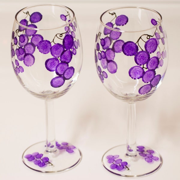 Christmas, HAND-PAINTED GLASSES, gifts for women, handmade wine glasses, one of a kind, girlfriend gift, handcrafted wine glasses, picnic