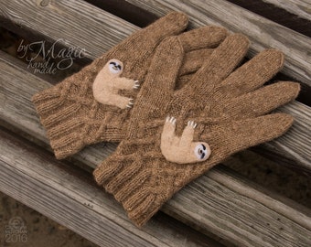 Hand knitted women gloves, sloth gloves, camel wool, sloth clothes, gloves with sloth, knit gloves, sloths, brown gloves, gift for women
