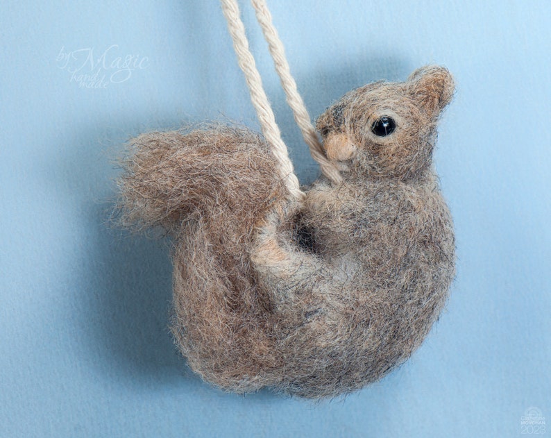 Needle felted gray squirrel ornament, woodland decor, gift for animal lover image 3