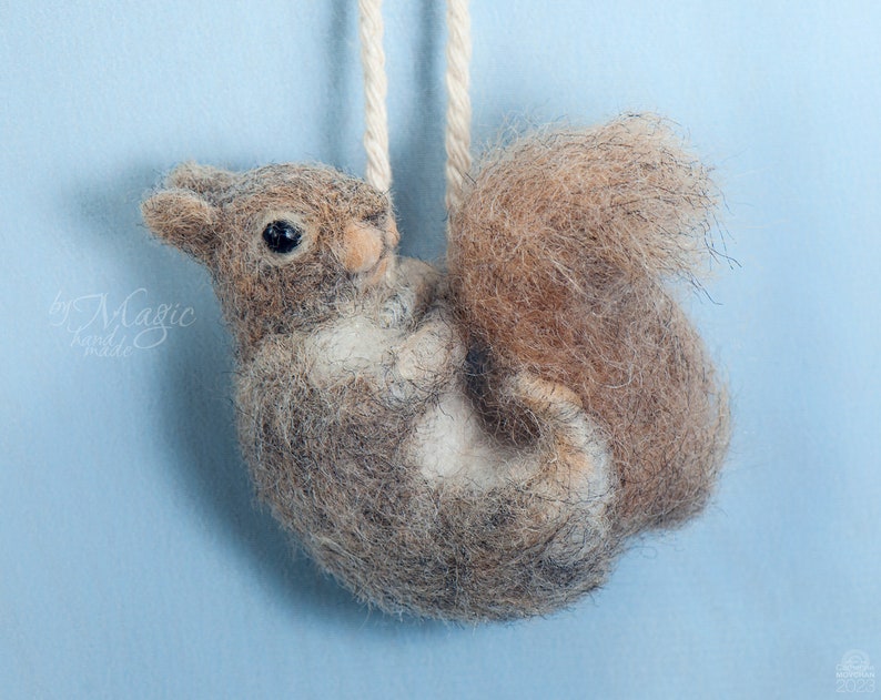 Needle felted gray squirrel ornament, woodland decor, gift for animal lover image 2