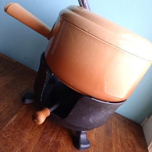 Vintage Staub fondue set cast iron quality fondue set original forks unique design French manufacture super quality authentic fondue set