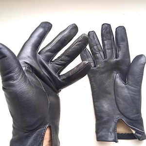Französische Damen Leder Handschuhe schöne zweite Haut Vintage weiche Schafshaut Leder Handschuhe Kostüm Accessoire Sammler Unikat Geschenk