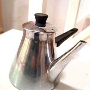 Quality vintage French coffee pot stylish quality brewing pot tea/ coffee stove top cooking pot.