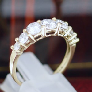 Deceased estate shop jewellery sale