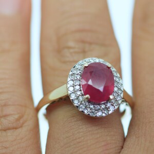Estate Vintage Antique Jewellery Solid 9K Yellow Gold Ring Set With Natural Ruby And Diamonds Jewelry Size 8 Or P1/2 image 2
