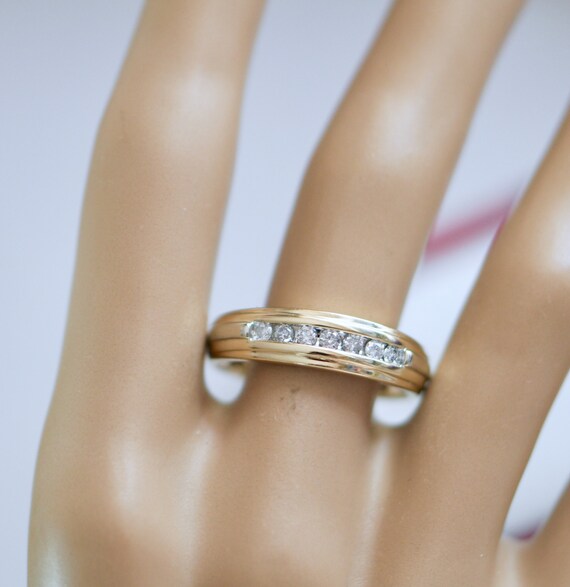 10K Solid Yellow Gold Band Ring With Natural Diam… - image 3