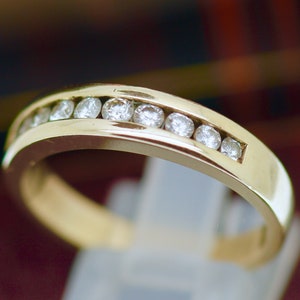 Estate 10K Solid Yellow Gold Channel Setting Band Ring Natural Diamonds Wedding Bague de fiançailles Taille 10.25