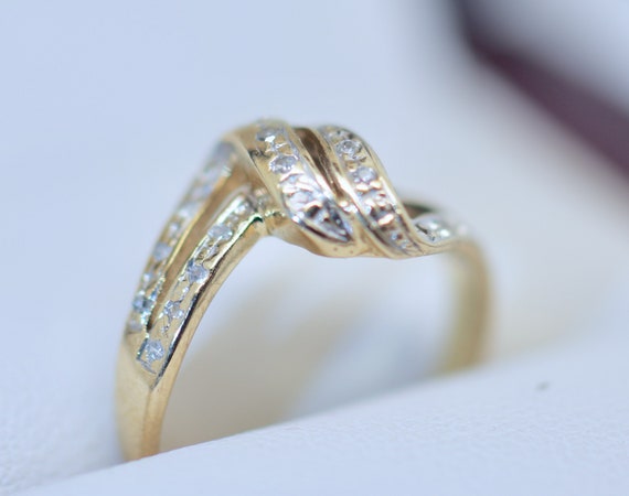 9K Solid Gold Vintage Jewellery Ring With Natural… - image 2