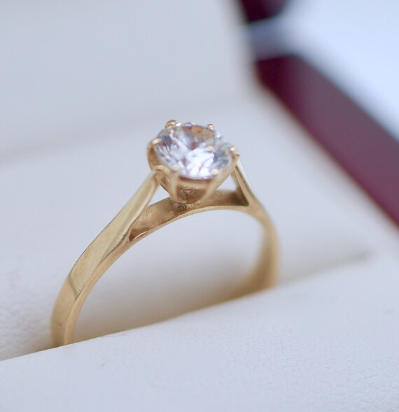 9K Solid Yellow Gold Vintage Jewellery Ring White