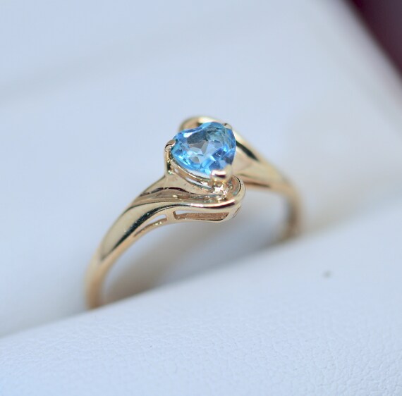 Aquamarine Solid Yellow Gold Ring Antique Jeweller