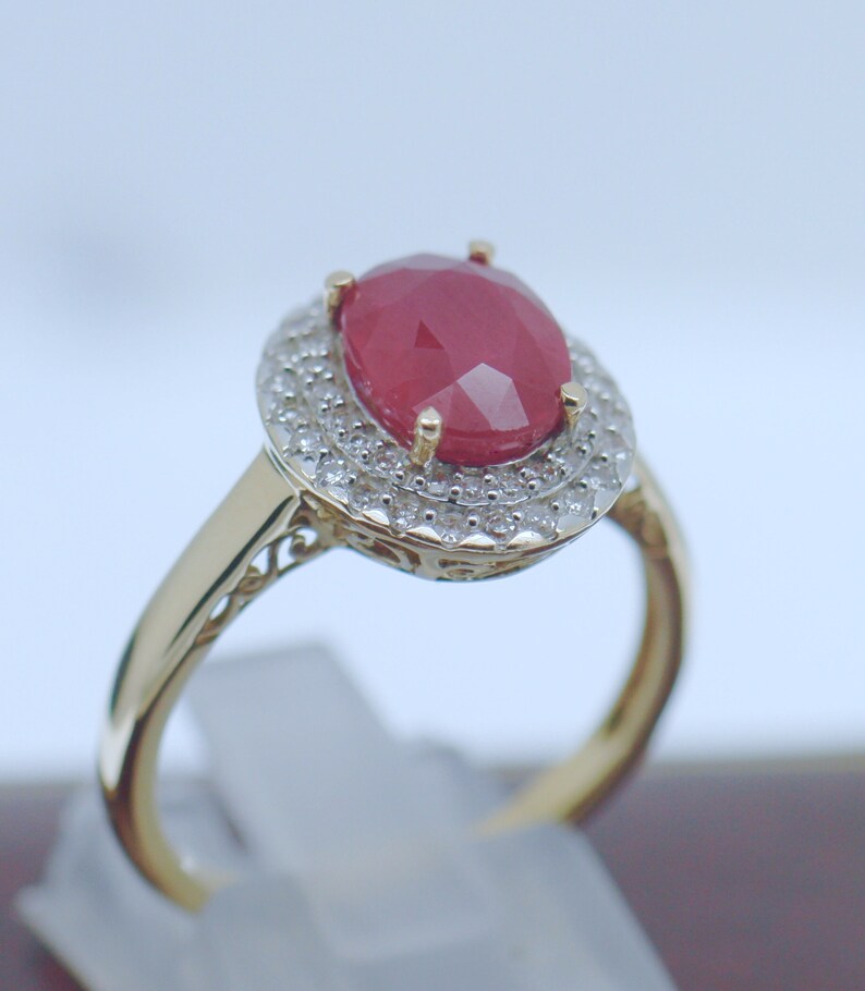 Estate Vintage Antique Jewellery Solid 9K Yellow Gold Ring Set With Natural Ruby And Diamonds Jewelry Size 8 Or P1/2 image 5