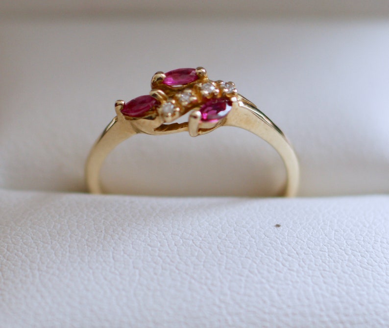 Vintage Jewellery Yellow Gold Ring Set With Natural Diamond And Natural Pink Sapphires Antique Art Deco Jewelry Ring Size N12 Or 7