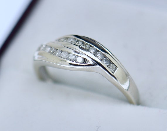 Estate Jewelry Solid 9K White Gold Band Natural D… - image 5