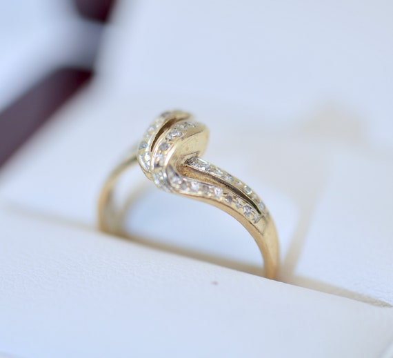 9K Solid Gold Vintage Jewellery Ring With Natural… - image 3