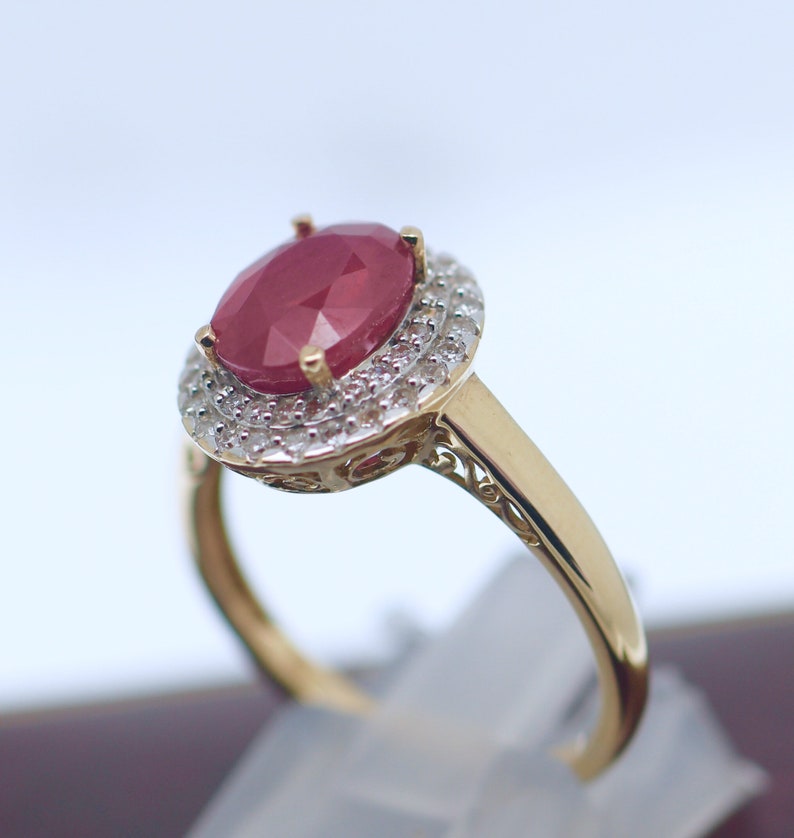 Estate Vintage Antique Jewellery Solid 9K Yellow Gold Ring Set With Natural Ruby And Diamonds Jewelry Size 8 Or P1/2 image 1