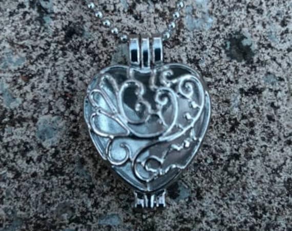 Filagree Boho Silver Heart Locket Aromatherapy Essential Oil Diffuser Necklace Natural Cork Birthday Graduation Gift Young Living Doterra